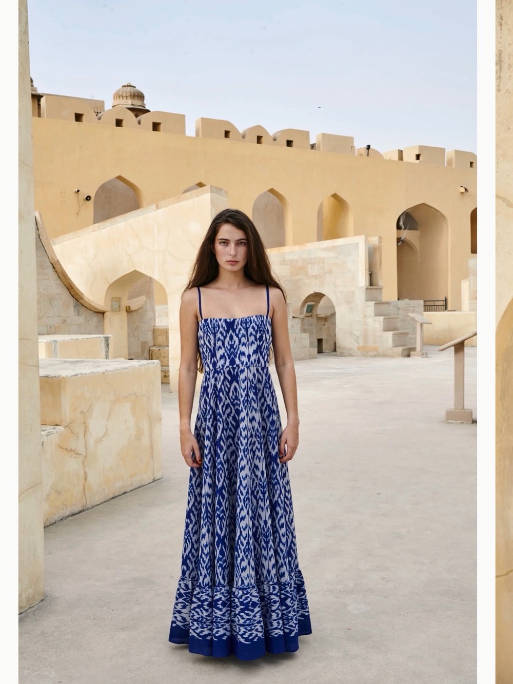 De Castro Moda Aquarius Dress